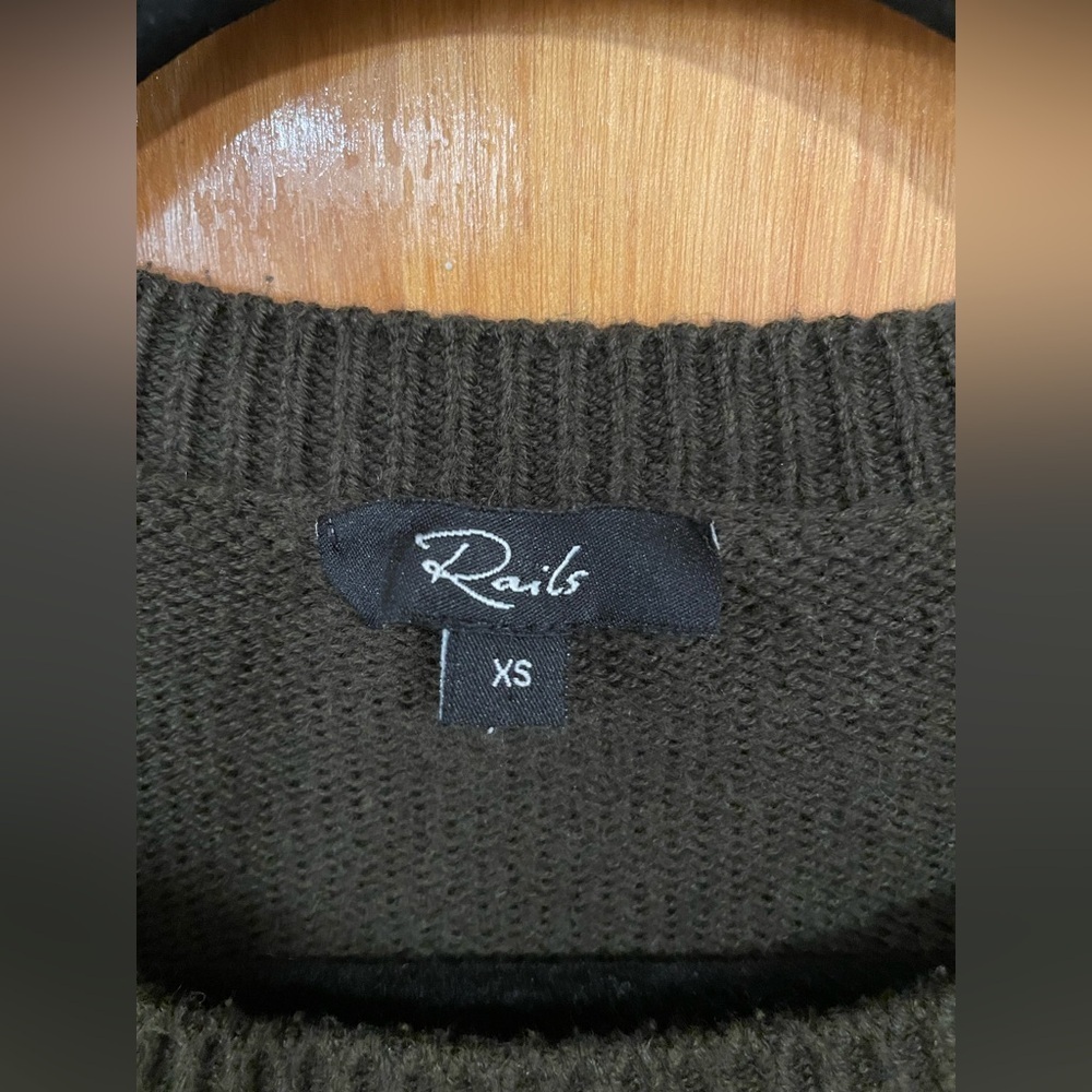Rails Perci Star Sweater in Olive Green - Picture 6 of 7